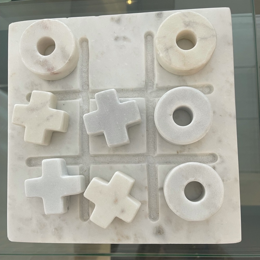 Tictactoe accent for table